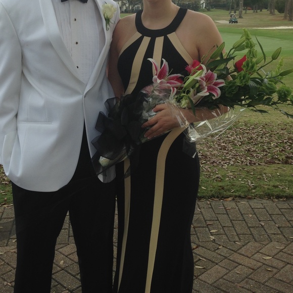 Faviana 7573 Black and Nude Formal Prom Homecoming Wedding Dress size 8 - Picture 8 of 8